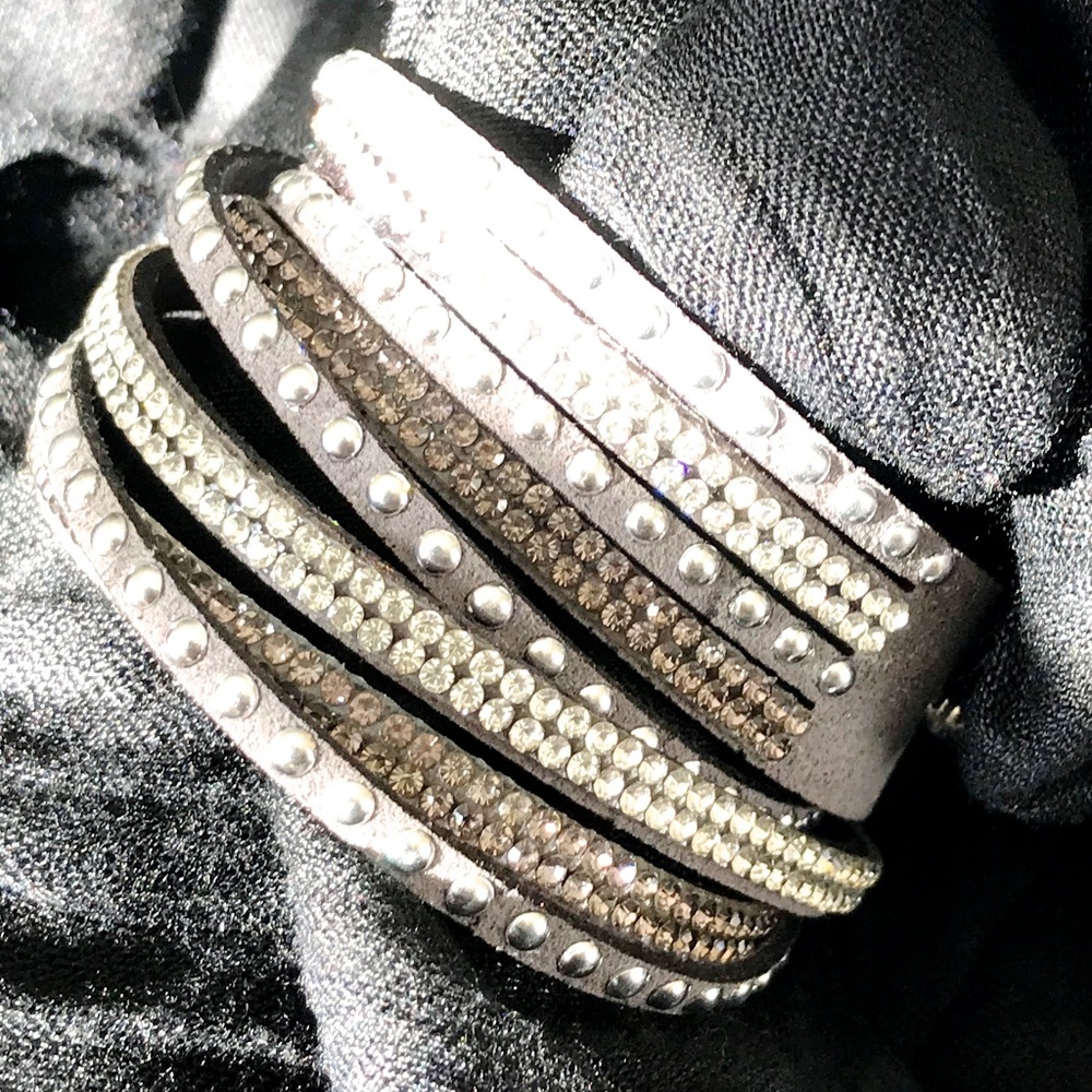 REDUCED! Made With Swarovski Crystals - 2 Styles in 1 - Combo Choker Bracelet